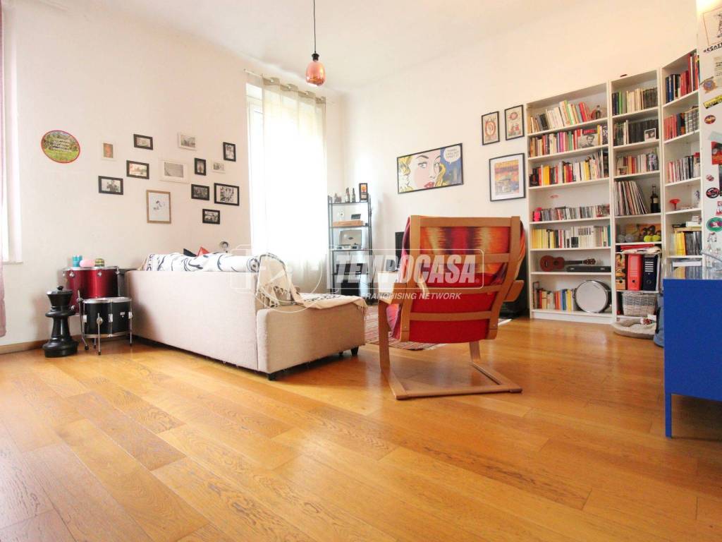 appartamento in vendita a Reggio nell'Emilia in zona Città Storica