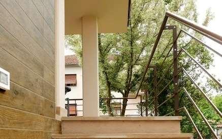 casa indipendente in vendita a Reggio nell'Emilia in zona Città Storica