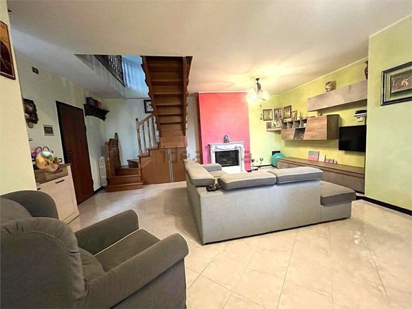 appartamento in vendita a Reggio nell'Emilia in zona Sesso