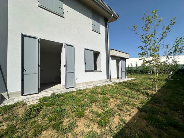 casa indipendente in vendita a Reggio nell'Emilia in zona Città Storica