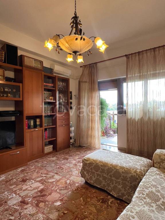 appartamento in vendita a Reggio nell'Emilia in zona Ospizio