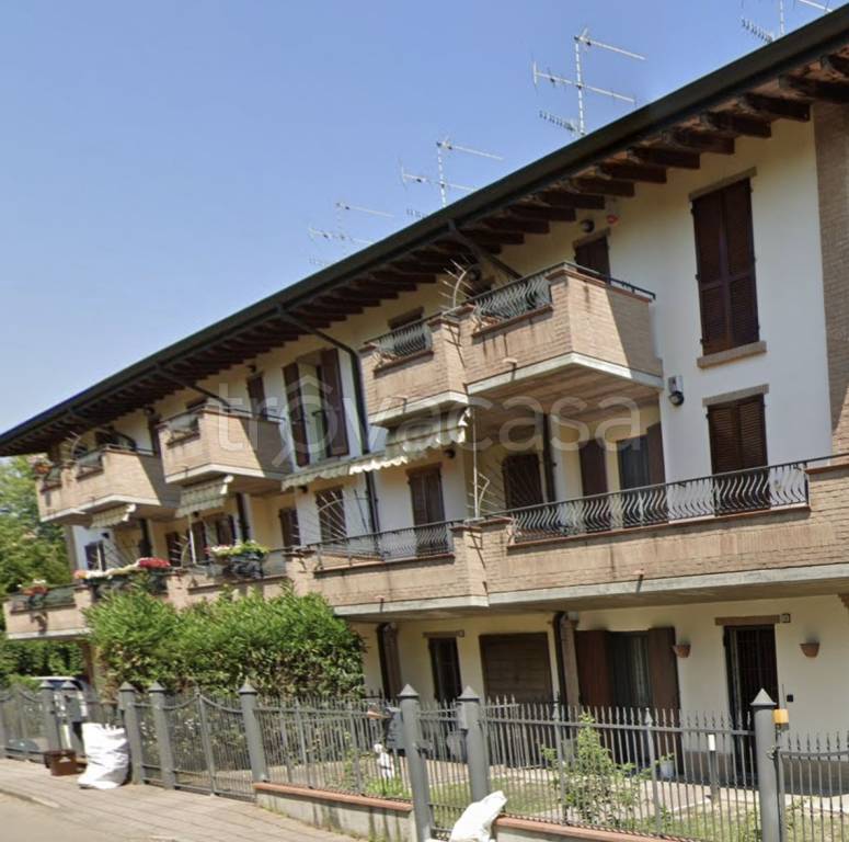 casa indipendente in vendita a Reggio nell'Emilia in zona Buco del Signore