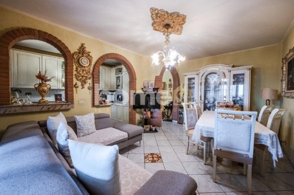 appartamento in vendita a Reggio nell'Emilia in zona Pieve Modolena