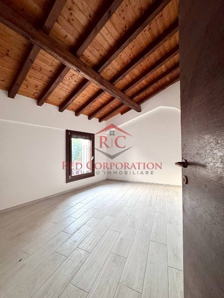 appartamento in vendita a Reggio nell'Emilia in zona Città Storica