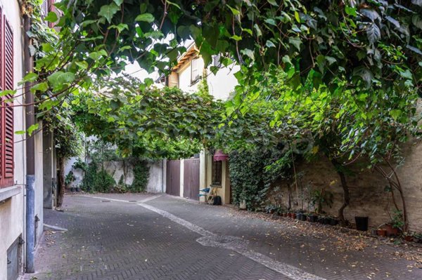 casa indipendente in vendita a Reggio nell'Emilia in zona Città Storica