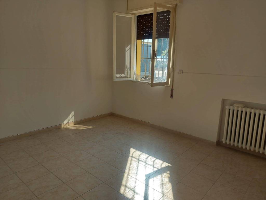 casa indipendente in vendita a Reggio nell'Emilia in zona Gattaglio