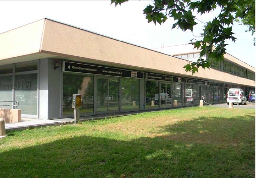 negozio in vendita a Reggio nell'Emilia