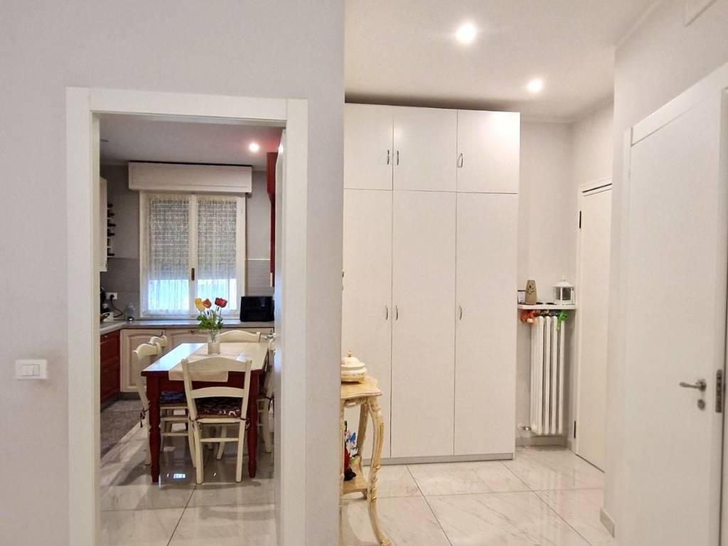 appartamento in vendita a Reggio nell'Emilia in zona Cella