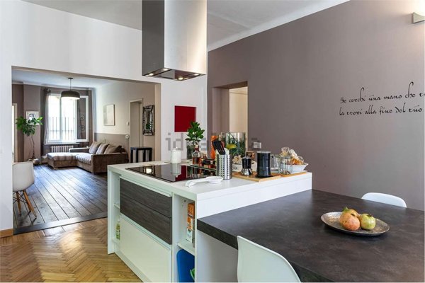 appartamento in vendita a Reggio nell'Emilia in zona Città Storica