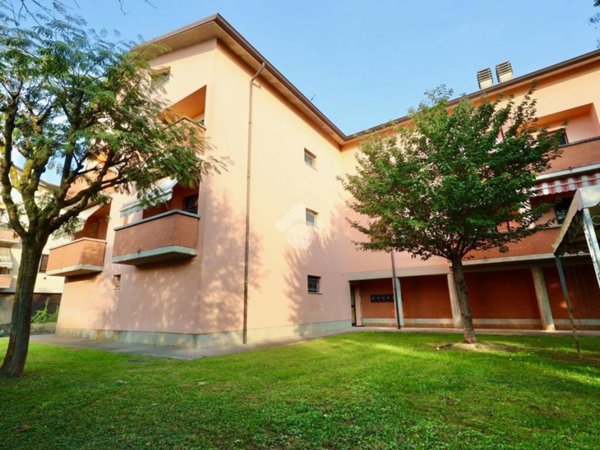 appartamento in vendita a Reggio nell'Emilia in zona Roncocesi