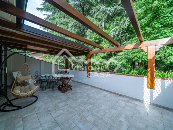 casa indipendente in vendita a Reggio nell'Emilia