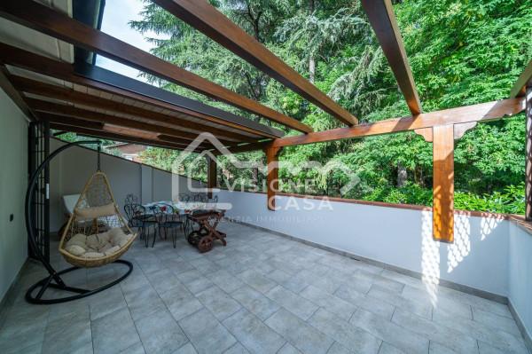 casa indipendente in vendita a Reggio nell'Emilia in zona Città Storica