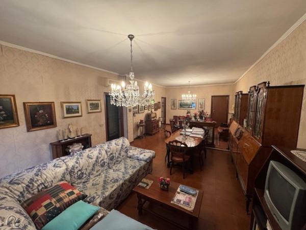 appartamento in vendita a Reggio nell'Emilia in zona Città Storica