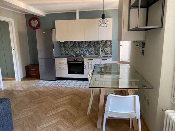 appartamento in vendita a Reggio nell'Emilia in zona Città Storica