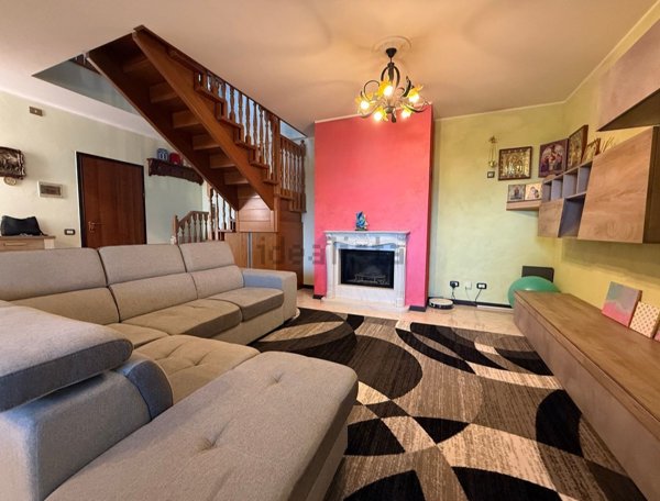 appartamento in vendita a Reggio nell'Emilia in zona Sesso