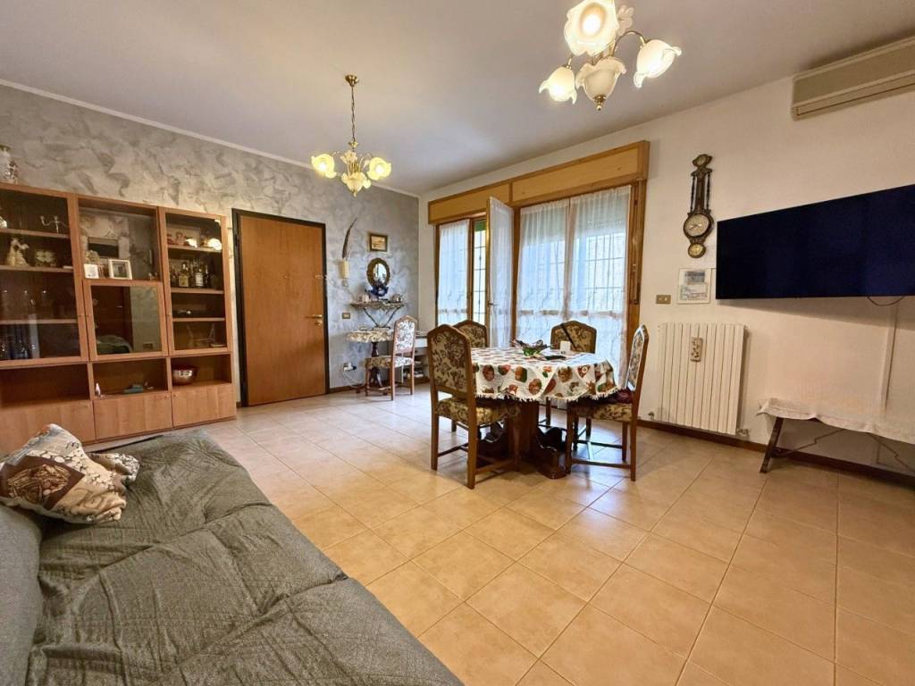 appartamento in vendita a Reggio nell'Emilia