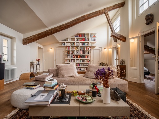 appartamento in vendita a Reggio nell'Emilia in zona Città Storica