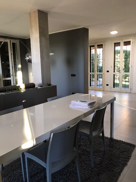 casa indipendente in vendita a Reggio nell'Emilia in zona Gavasseto