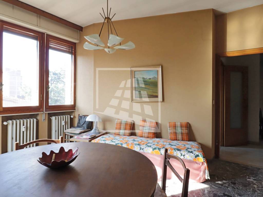 appartamento in vendita a Reggio nell'Emilia in zona Città Storica