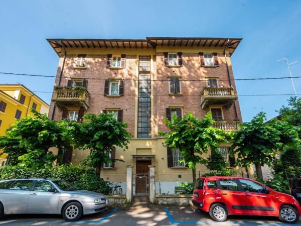appartamento in vendita a Reggio nell'Emilia in zona Città Storica