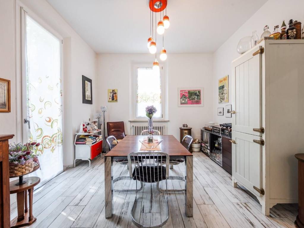 appartamento in vendita a Reggio nell'Emilia in zona Città Storica