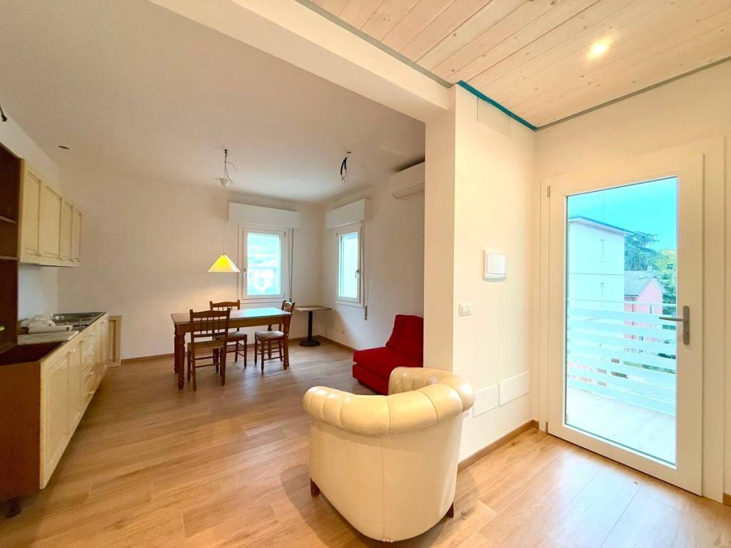 appartamento in vendita a Reggio nell'Emilia in zona Città Storica