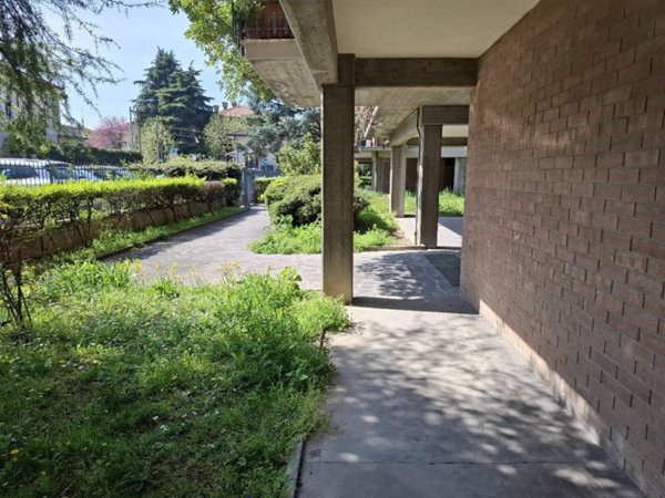 appartamento in vendita a Reggio nell'Emilia in zona Città Storica