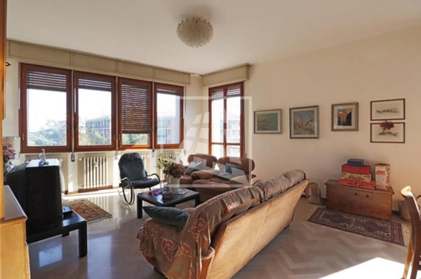 appartamento in vendita a Reggio nell'Emilia in zona Città Storica