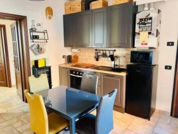 casa indipendente in vendita a Reggio nell'Emilia in zona Città Storica