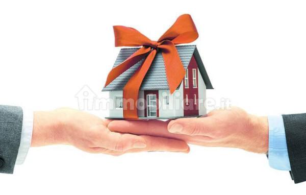 villa in vendita a Reggio nell'Emilia in zona San Bartolomeo