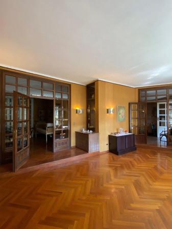 casa indipendente in vendita a Reggio nell'Emilia in zona Città Storica