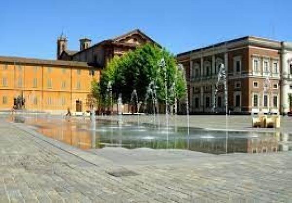 terreno edificabile in vendita a Reggio nell'Emilia in zona Città Storica