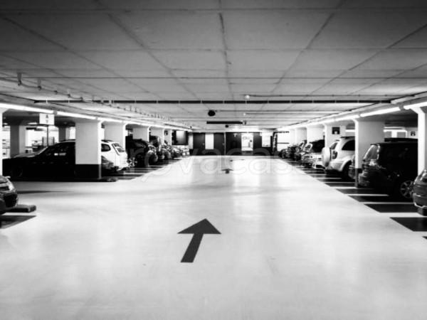 negozio in vendita a Reggio nell'Emilia in zona Gavassa