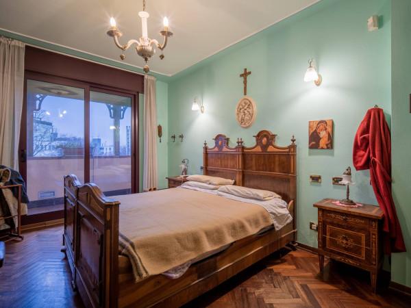 appartamento in vendita a Reggio nell'Emilia in zona Città Storica