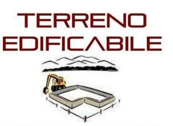 negozio in vendita a Reggio nell'Emilia in zona Città Storica