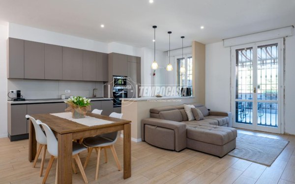 appartamento in vendita a Reggio nell'Emilia in zona Città Storica