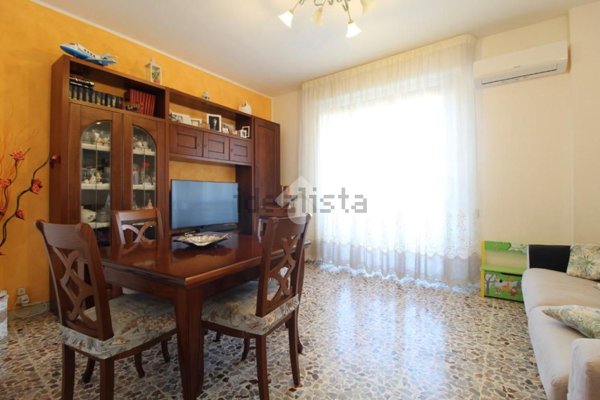 appartamento in vendita a Reggio nell'Emilia in zona Ospizio