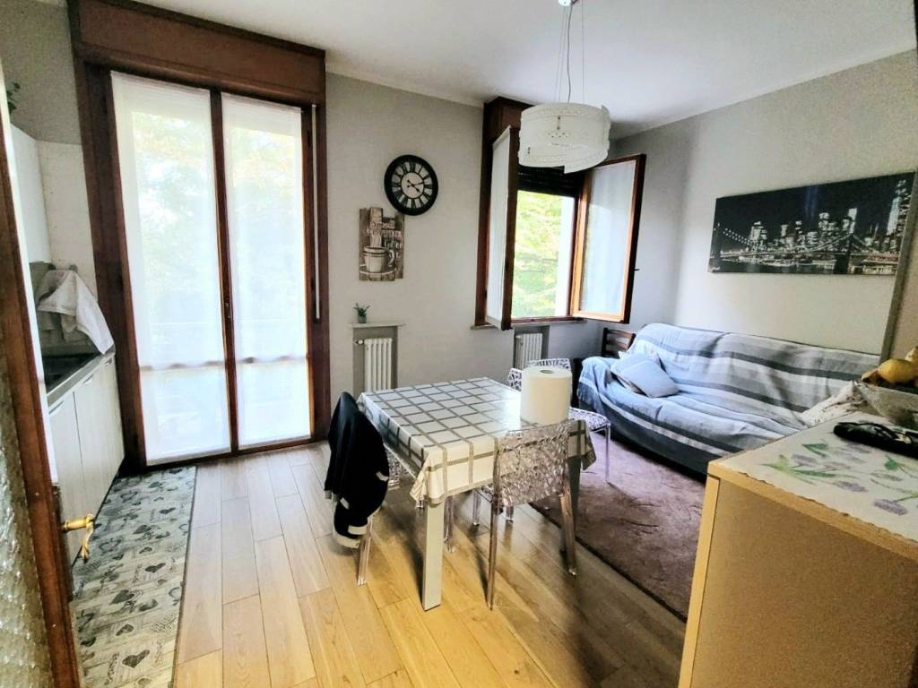 appartamento in vendita a Reggio nell'Emilia in zona Città Storica