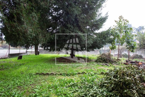 casa indipendente in vendita a Reggio nell'Emilia in zona Pieve Modolena