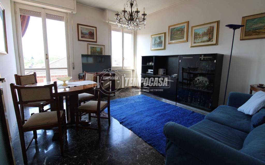 appartamento in vendita a Reggio nell'Emilia in zona Città Storica