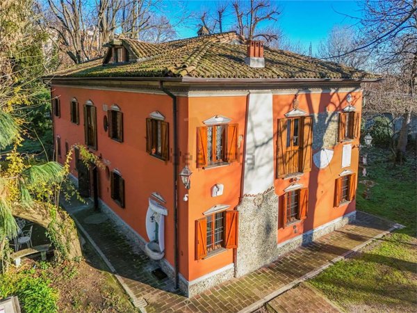 casa indipendente in vendita a Reggio nell'Emilia in zona Pieve Modolena