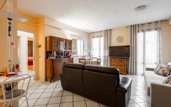 appartamento in vendita a Reggio nell'Emilia in zona Città Storica