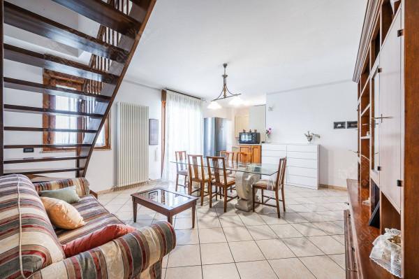 appartamento in vendita a Reggio nell'Emilia in zona Roncina