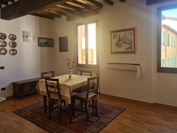 appartamento in vendita a Reggio nell'Emilia in zona Città Storica