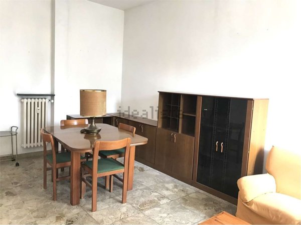 appartamento in vendita a Reggio nell'Emilia in zona Città Storica