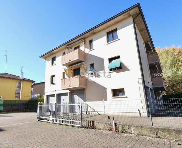 appartamento in vendita a Reggio nell'Emilia in zona Santa Croce