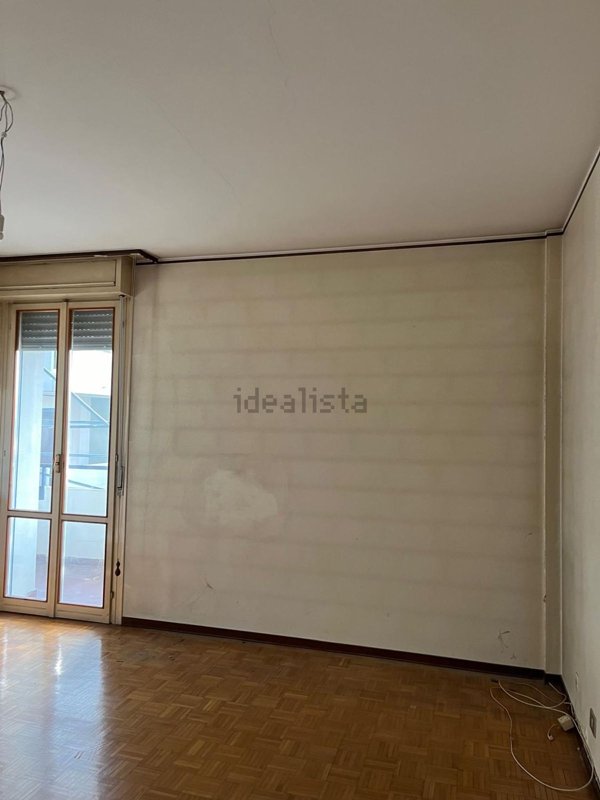 appartamento in vendita a Reggio nell'Emilia in zona Mirabello