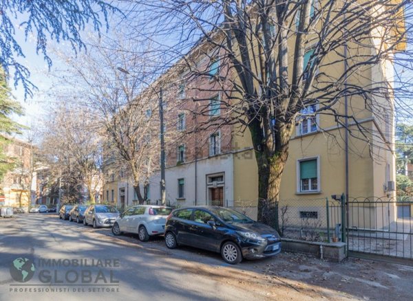 appartamento in vendita a Reggio nell'Emilia in zona Città Storica