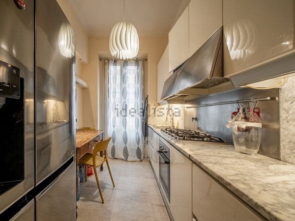 appartamento in vendita a Reggio nell'Emilia in zona Città Storica