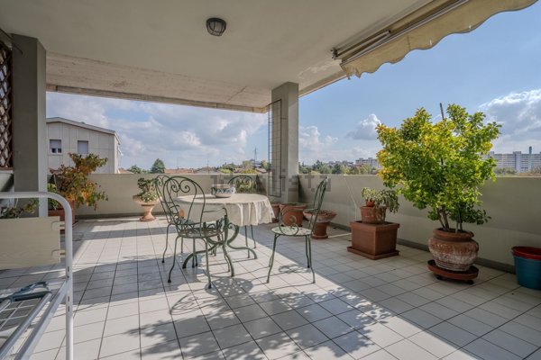 appartamento in vendita a Reggio nell'Emilia in zona Compagnoni / Migliolungo